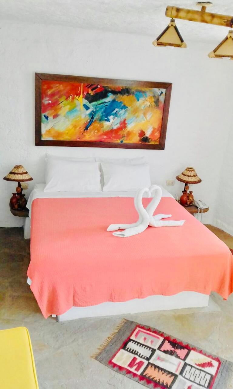 Hotel Smiling Crab カノアス・デ・プンタ・サル エクステリア 写真